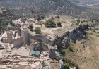 Beçin Antik Kenti'nde kazılar sürüyor: Ok uçları bulundu